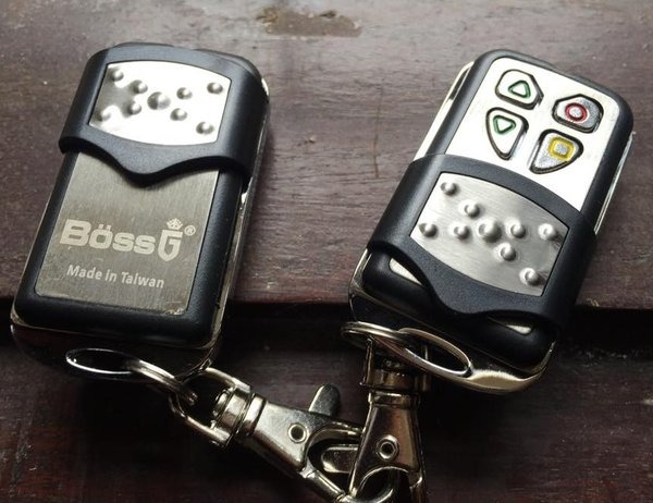 Báo Giá Làm Remote Cửa Cuốn Tại Dĩ An