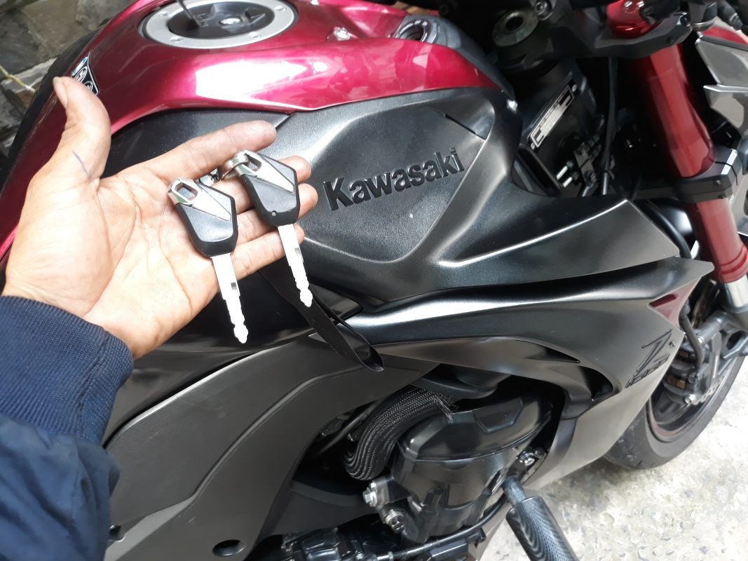 Nhận sửa khóa xe máy Suzuki tại nhà giá rẻ