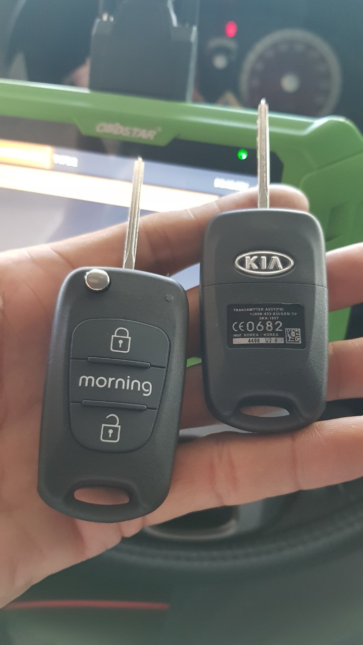 Làm lại chìa khóa xe KIA