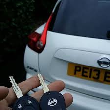 Làm Chìa Khóa Xe Nissan Phú Giáo